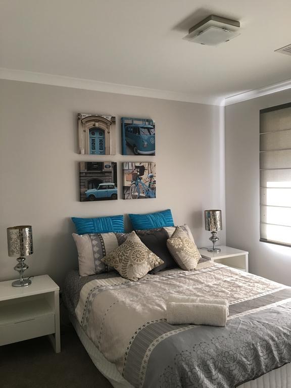 Magnificent Beach Retreat Jindalee Exterior photo
